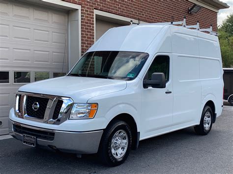 2013 Nissan NV Cargo NV2500 HD Owners Manual
